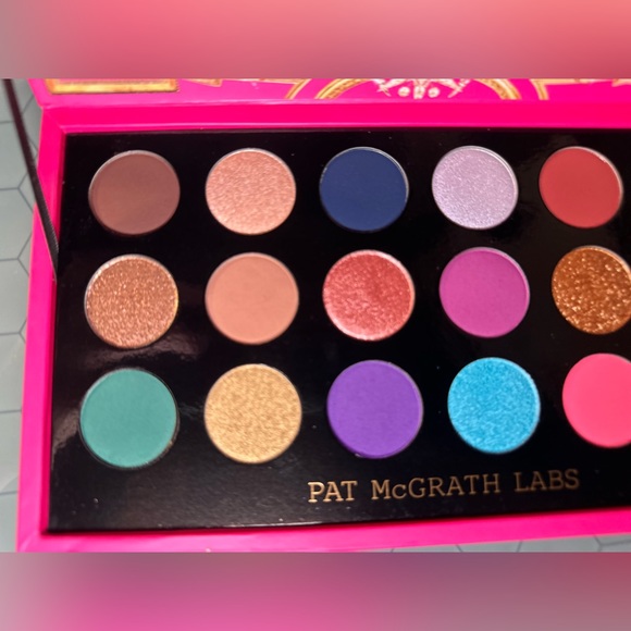 NEW Pat McGrath Labs Mothership Mega: Celestial Nirvana Palette - Picture 4 of 11